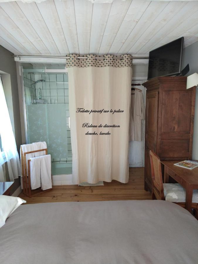 Bed and Breakfast La Ferme Des Vignes Hotot-en-Auge Exterior foto